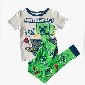 Minecraft Graphic Pajama Set Size 8